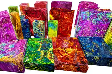 Stabilisiertes Holz von ACRYHOLZ für exklusive Messergriffe