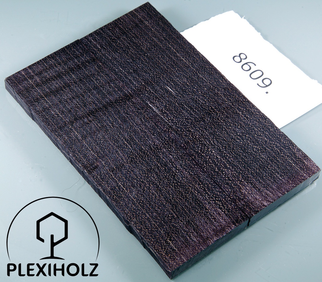Walnuss Griffschalen stabilisiert | 120x40x8 | plexiholz | 8540